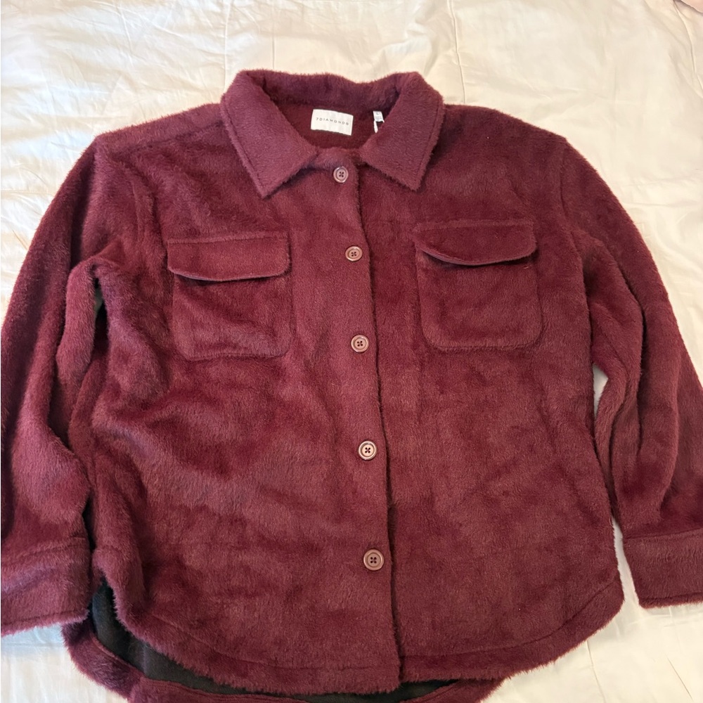 7 Diamonds Plush Button-Up Jacket in Wine